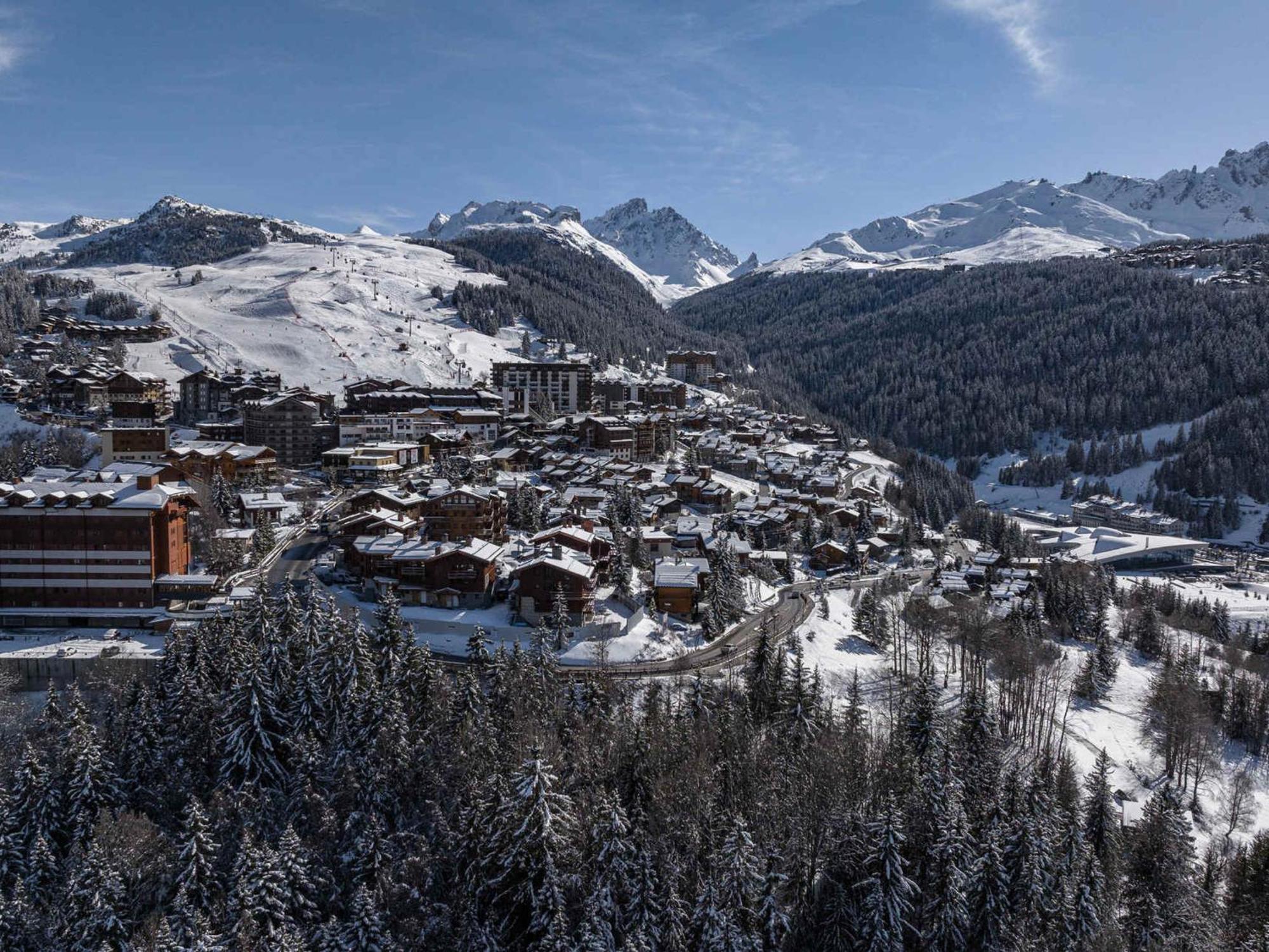 Chalet De Luxe Avec Sauna Et Jacuzzi, Proche Pistes Et Centre De Courchevel - Fr-1-563-142 Villa Luaran gambar